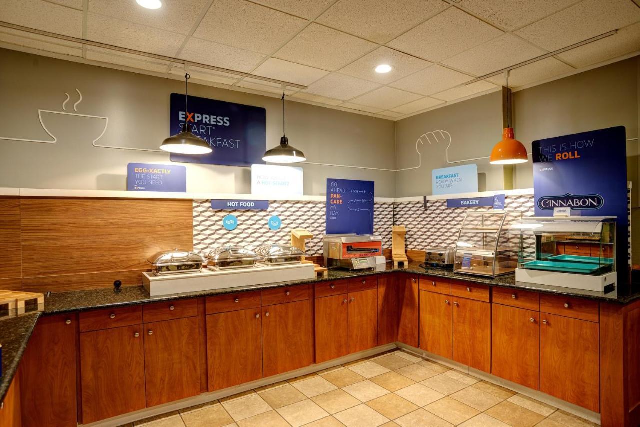 Holiday Inn Express La Plata By Ihg Eksteriør bilde
