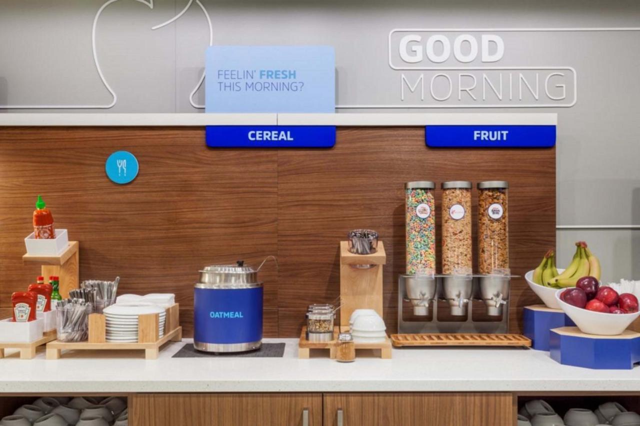 Holiday Inn Express La Plata By Ihg Eksteriør bilde