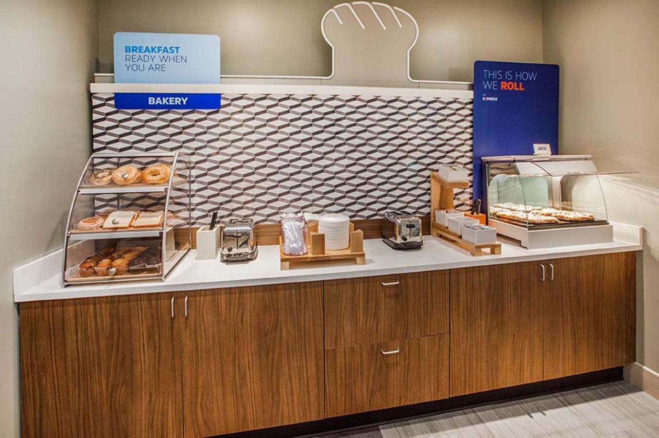 Holiday Inn Express La Plata By Ihg Eksteriør bilde